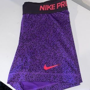 Nike dry-fit spandex